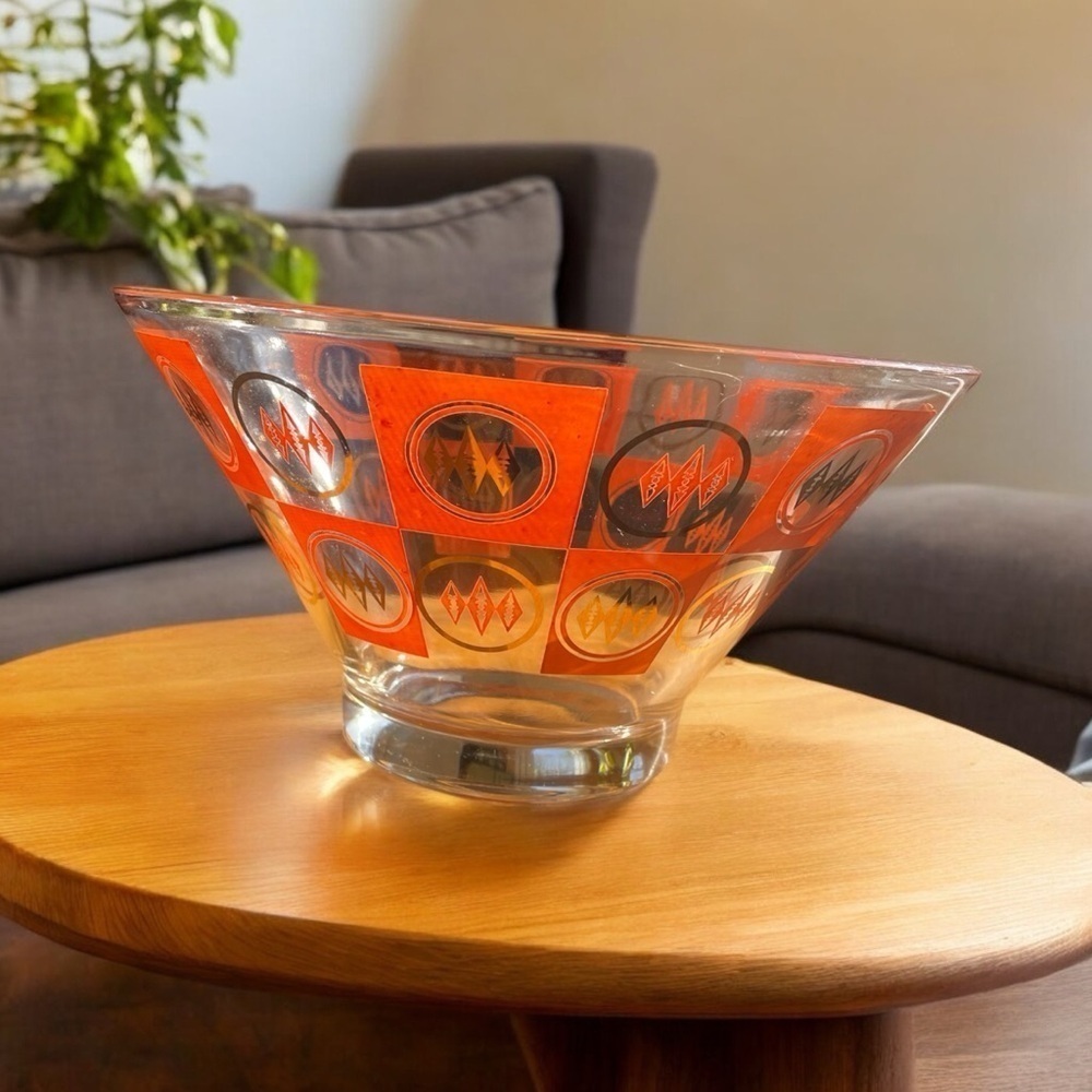 Gay Fad large glass bowl, orange/gold, MCM,a few minor scratches and a tiny chip - Picture 4 of 9